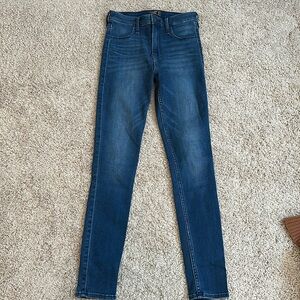 Abercrombie and Fitch jean legging